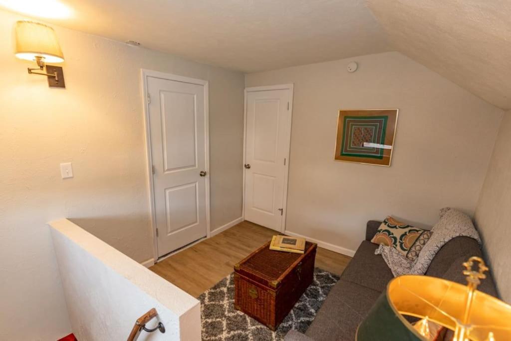 Cozy & Comfy Cottage In The City - W Parking Pittsburgh Exterior foto